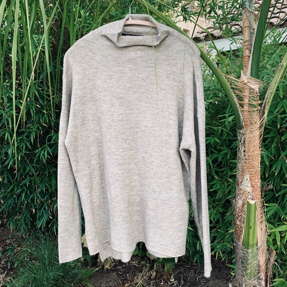 NWT Turtleneck Soft Sweater - Picture 4 of 4